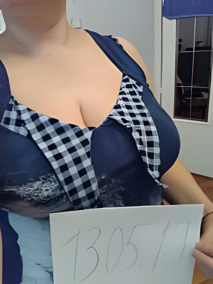 Полина привлекальеная девушка из Йошкар-Олы цена от 5000 руб