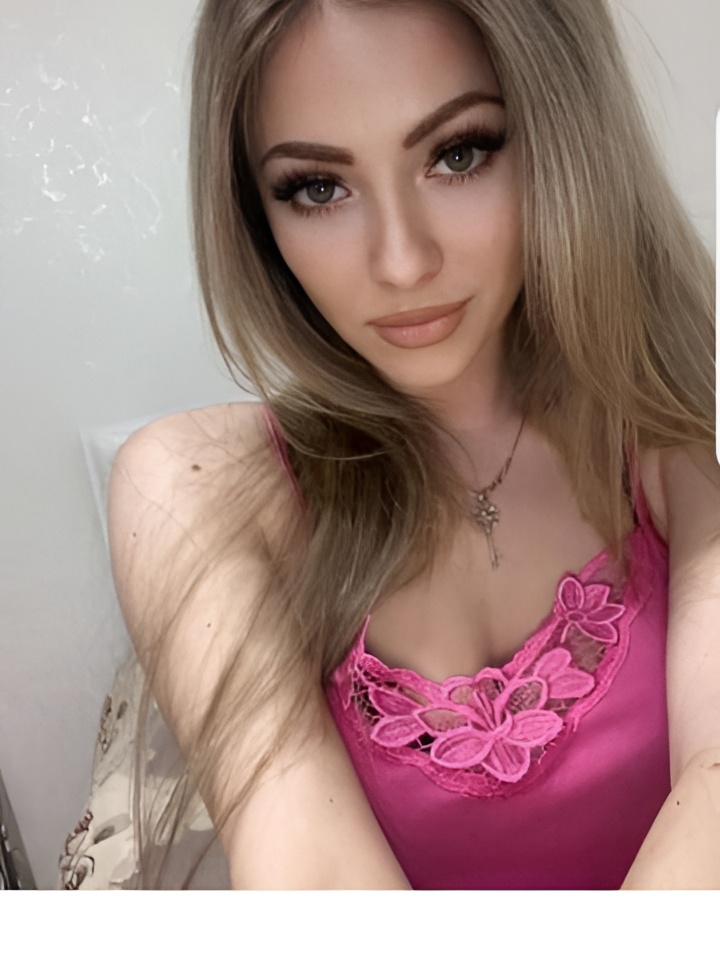 Рената привлекальеная девушка из Йошкар-Олы цена от 4000 руб