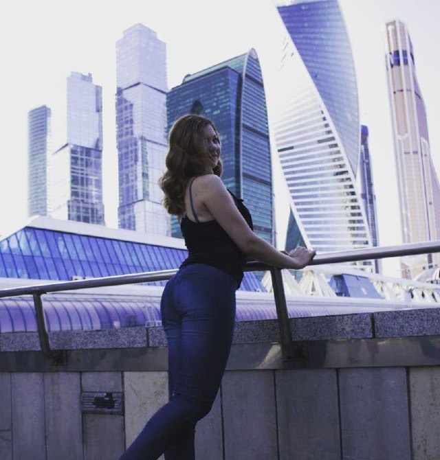 Алина привлекальеная девушка из Йошкар-Олы цена от 3500 руб