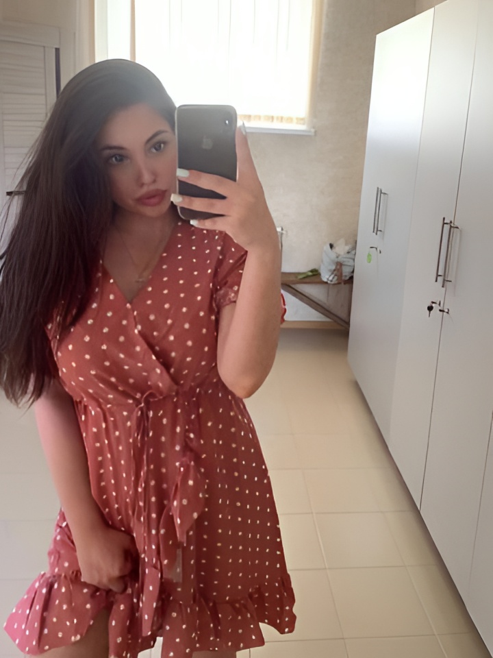 Индивидуалка Медея, доступна для личного знакомства от 2000 руб