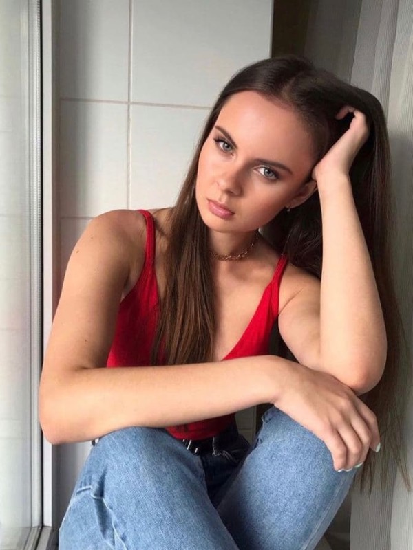 🎥 Лена привлекательная девушка из Йошкар-Олы цена от 3500 руб