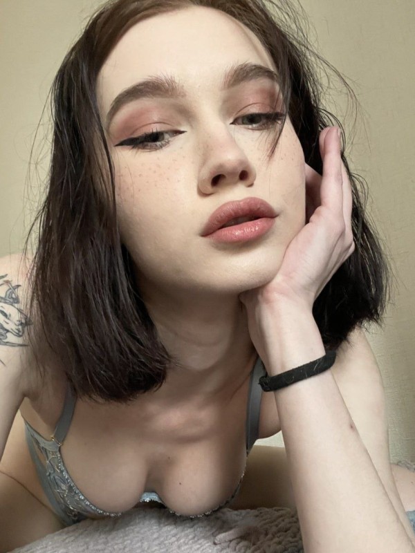 Яна привлекательная девушка из Йошкар-Олы цена от 3000 руб