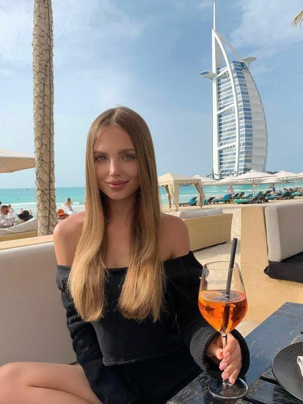 Софья привлекательная девушка из Йошкар-Олы цена от 3000 руб